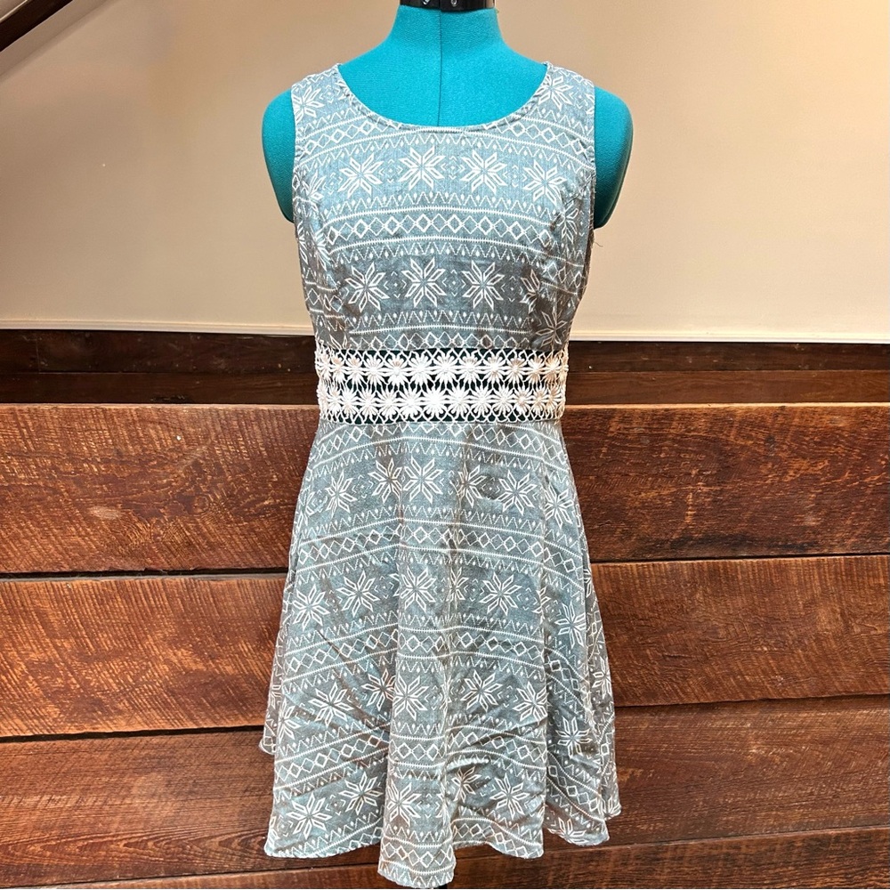 Umgee Cottagecore Crochet Daisy Waist Folk Print Skater Dress